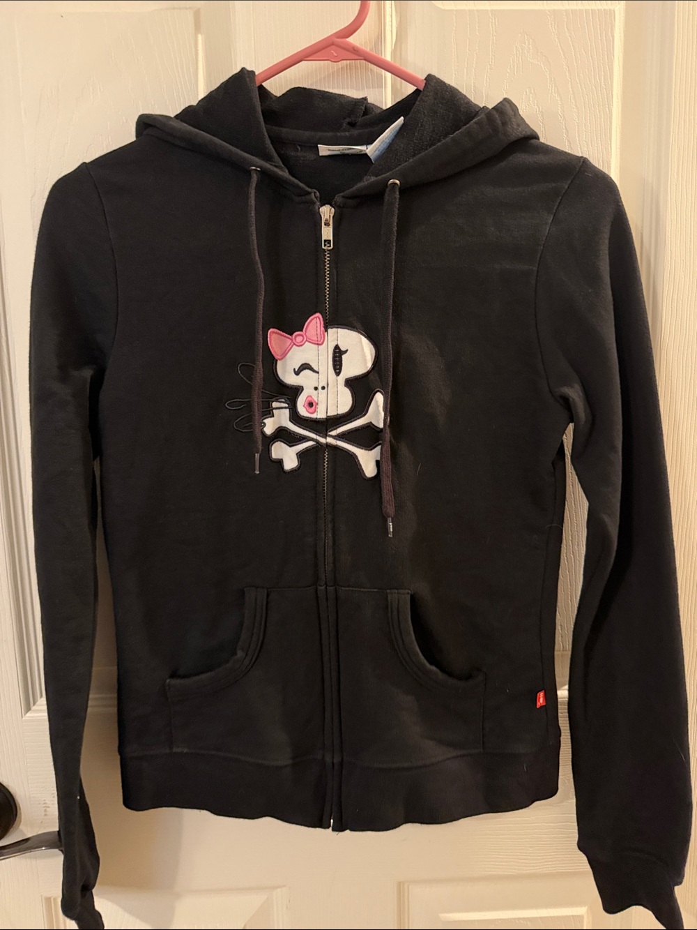 Paul Frank vintage 2005 Black Zip-Up Hoodie with Pink-Accented Skull Patch - Picture 3 of 11